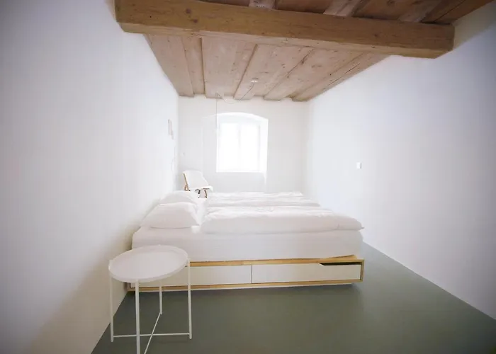 Herzige In Altem Gemäuer * Linz