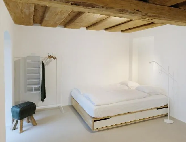 Herzige In Altem Gemaeuer * Linz